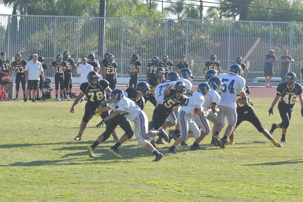 Footbill V Yorba Linda Friday 9 / 29 / 17
