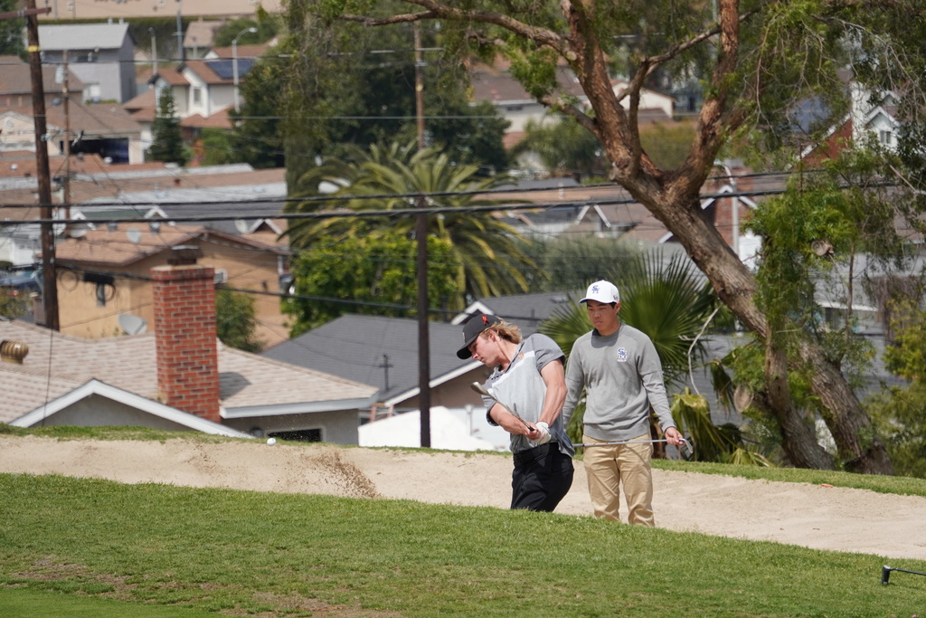 Kal out of the sand on hole 3 and made par.
