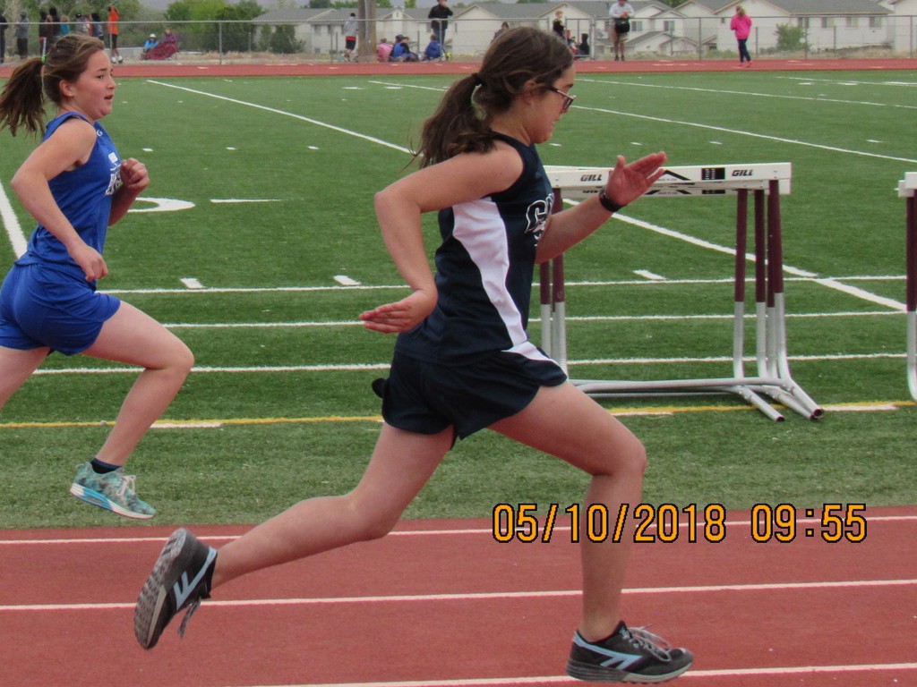 8th grade girls 100m