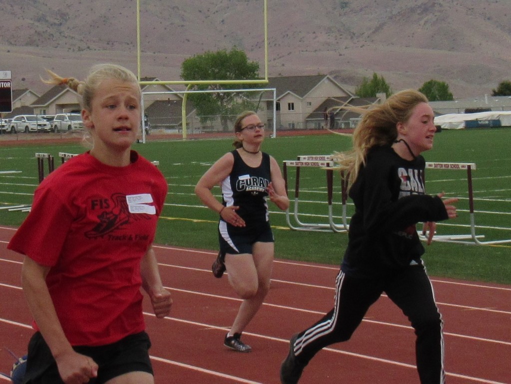 6th grade girls 100m