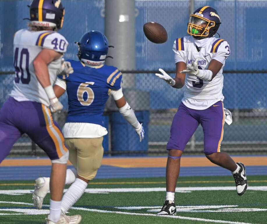 Off and running: Suburban high school football teams try something new in Week 0. - - - Link to Daily Herald article: https://bit.ly/3MiPQs0