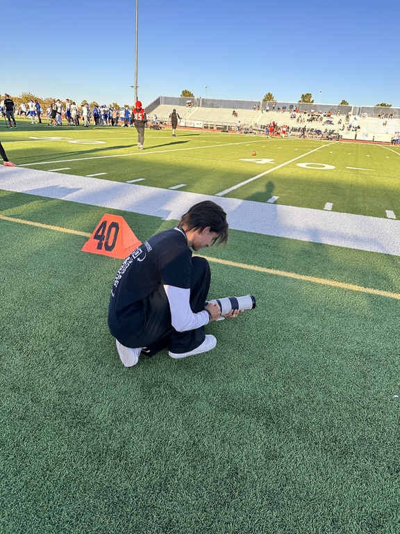 Photographers on deck
Varsity Football