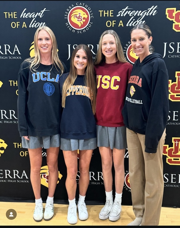 Boys VB would like to congratulate three stellar beach players for their huge accomplishments! 
Go Lions! 

Ruby Hill - UCLA
Nicole Thorp - Pepperdine
Grace Fogel - USC