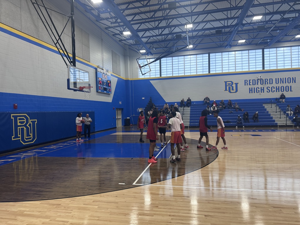 Bridgeport went to the motor city for the first scrimmage of the season down two players. But the scrappy Bearcats played hard they won all 3 games by 7, 12, & 25 points. Look good the big fella Kale Bland and point guard Duce Saunders gonna have a bright