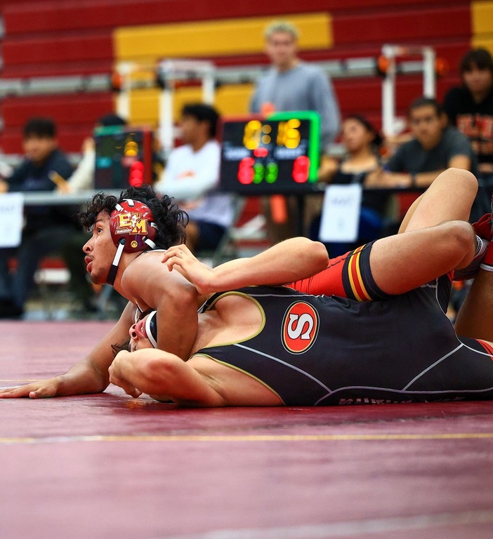 Kevin getting some near fall!!! 🔥🔥