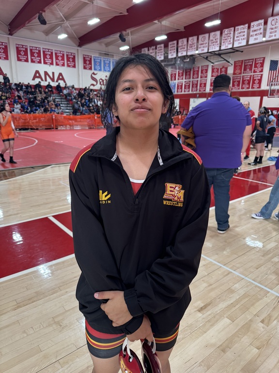 Liz gets a first period pin over Santa Ana in her first match!! 📌