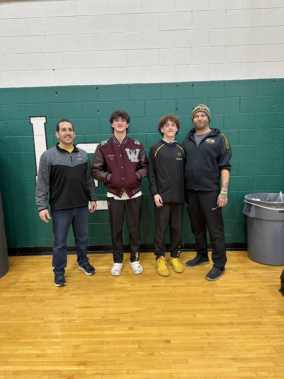 Congratulations to James Moore (4th place) & to Tony Proulx (7th place) for placing at the Oakland County Tournament this weekend!

This is a two day tournament which brings all of the high schools in Oakland County together to determine the top 8 in ea