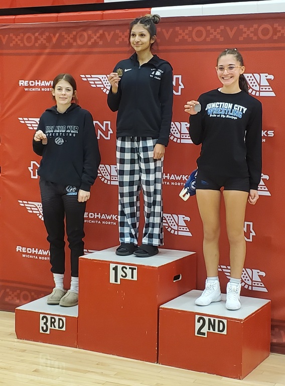 Congratulations to Lee'ua for placing 3rd at North tournament!