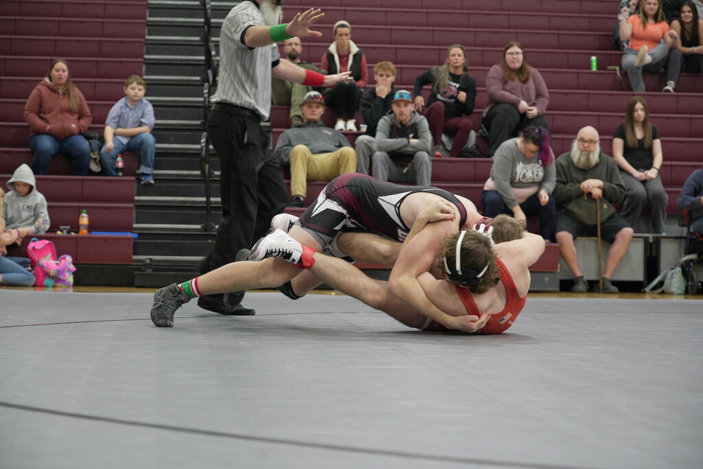 Stephen dominating on top