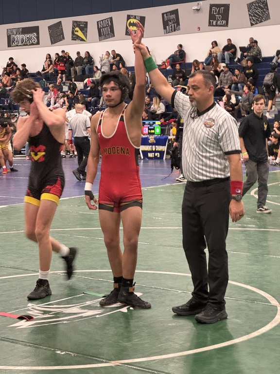 Wylie keeps it going in the cons bracket with a win over Mission Viejo.