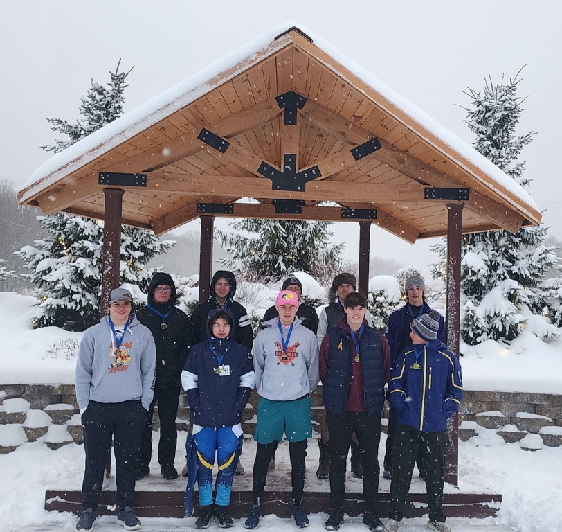 David Potgeter double medaled (6th place in both SL & GS) to lead the Scots to a 5th place finish at the Cadillac Invitational.