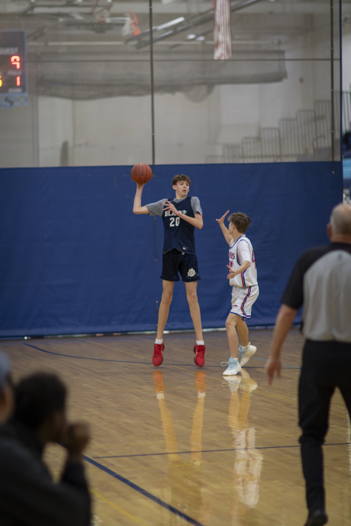 Outlet to start the fast break!