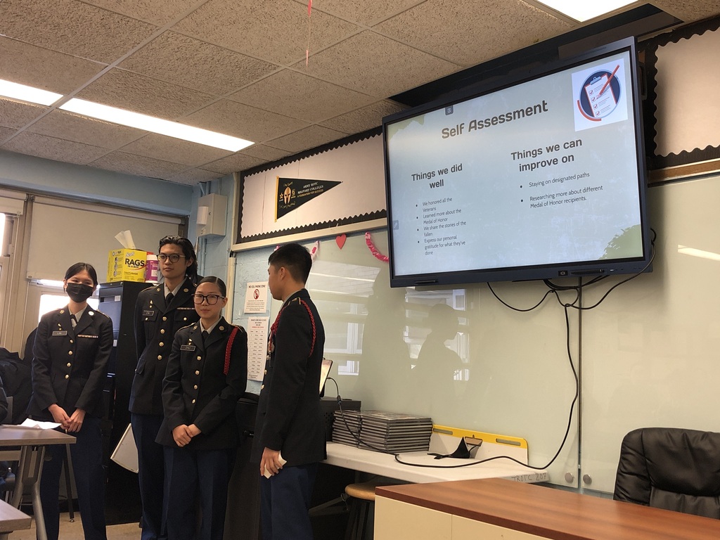 First squad briefing on their experience
