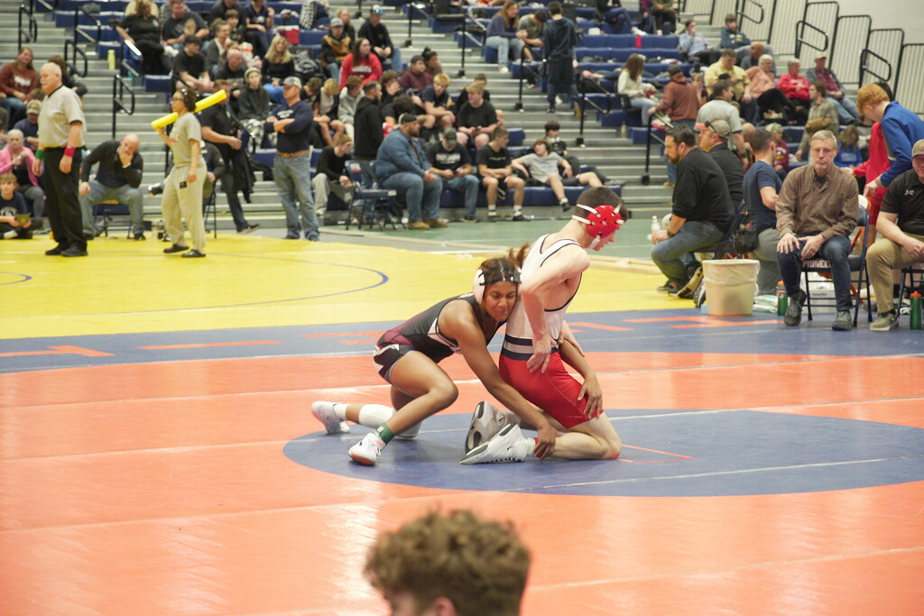 Saryah keeping control of top position