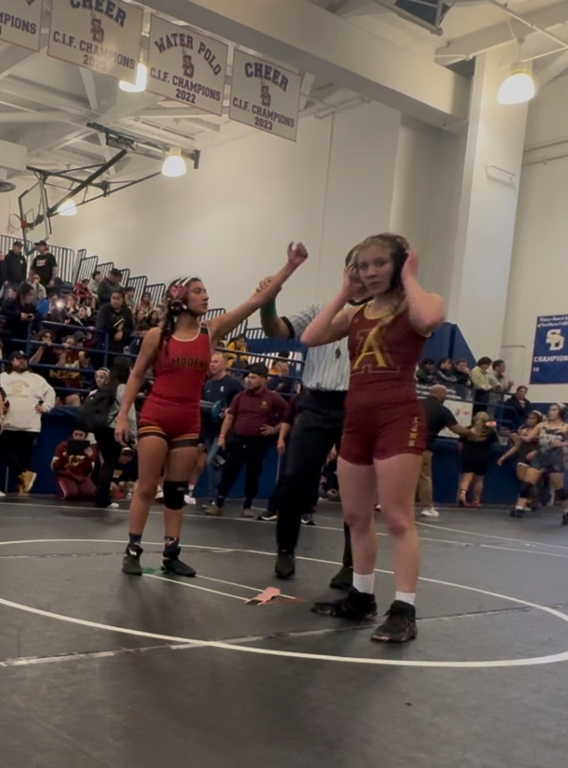 Bri gets a pin to start off CIF