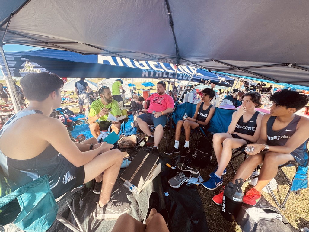 Coach Sean prepping the 800 boys