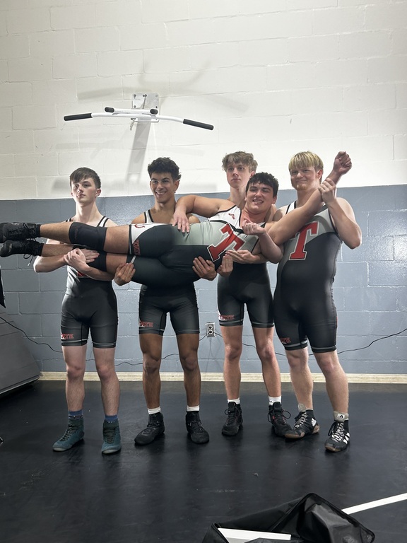 Attention families and wrestlers we will be having our banquet on May 3, 2025 @ 11am. Johnsons beach in one of the pavilions. It will be a potluck so bring a dish or drinks. Please reach out to Hope Martinez team mom so we know what everyone’s bringing. T