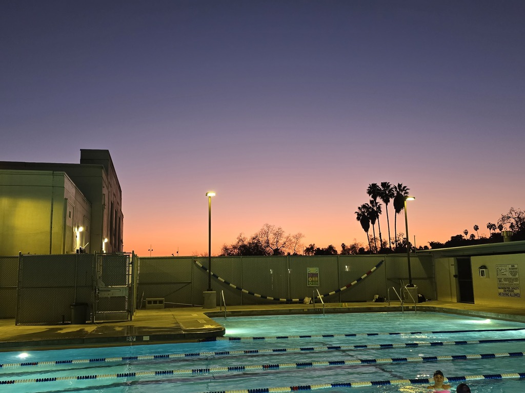 The sun sets on another great day in the pool for Mission Vista Swim!