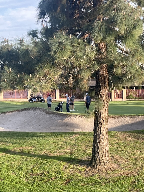 Nikko crushing his putt!