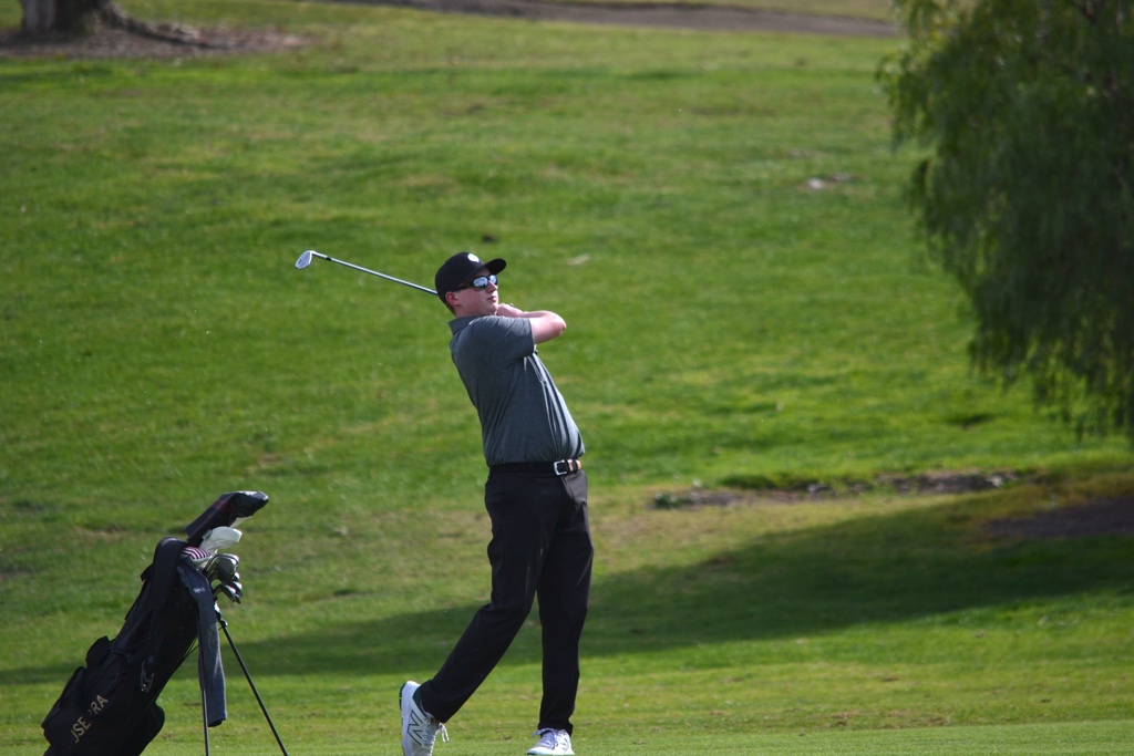Colton Wilhelm starting off his match at San Juan Hills GC