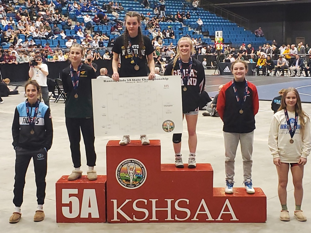 Congratulations to Tori on becoming a medalist by placing 5th at the State tournament!!