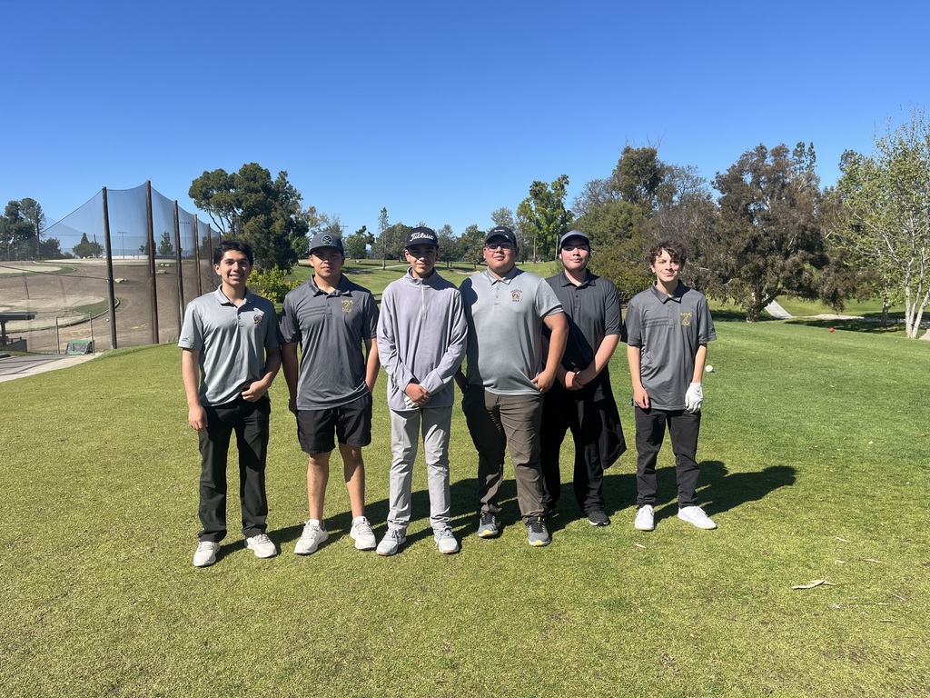 Santa Fe Varsity team did an amazing job against California high school. Unfortunately we did not win but we manage to stay under 260 as a team! Very proud of the boys! Jose leading us with a 39, his best round yet! Keep up the work boys! It’s only the be