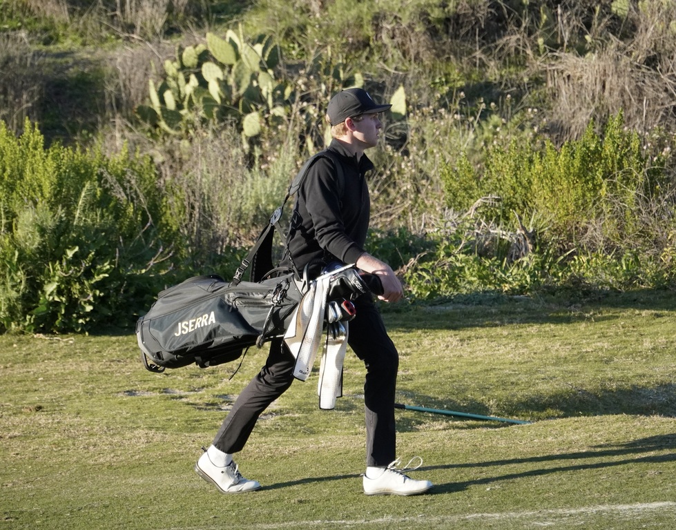 Gavin on his way to the green of hole 6.