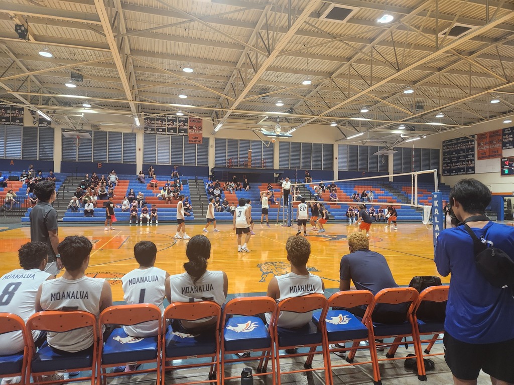 Set 2... making the play.