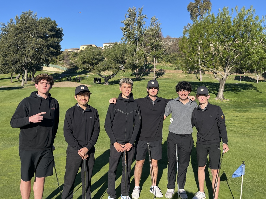 JV Gold is enjoying a great day playing in their tournament at Western Hills Golf Course today. Good lunch, JV!!!