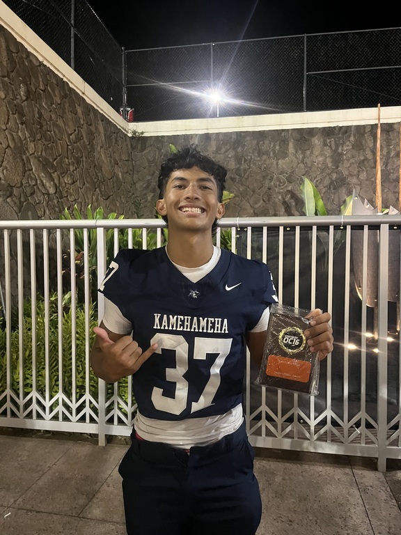 Won Impact Player vs Leilehua (STATS: 3 TKL, 1 TFL, 3 PBU, 1 INT.) *only played first half*