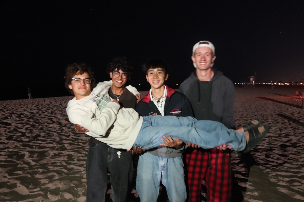 MUN bonding at the beach