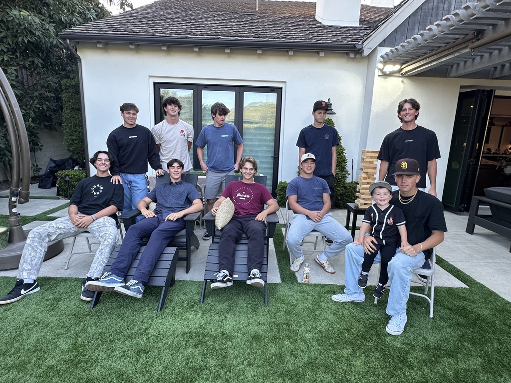 TEAM DINNER!