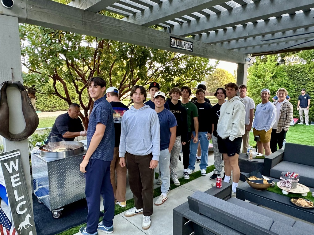 TEAM DINNER!