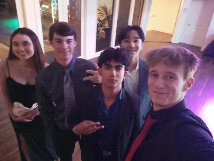 MUN Students and more at wofo