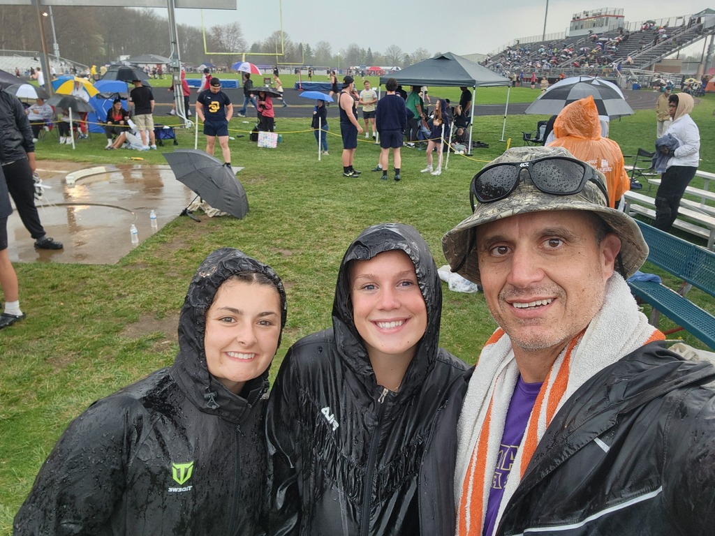Wouldn't be the Bulldog Invitational without some rain.