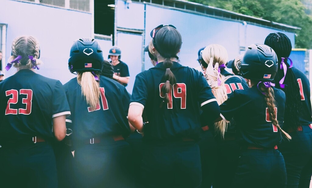 Celebrating Lauren's HR as she comes home