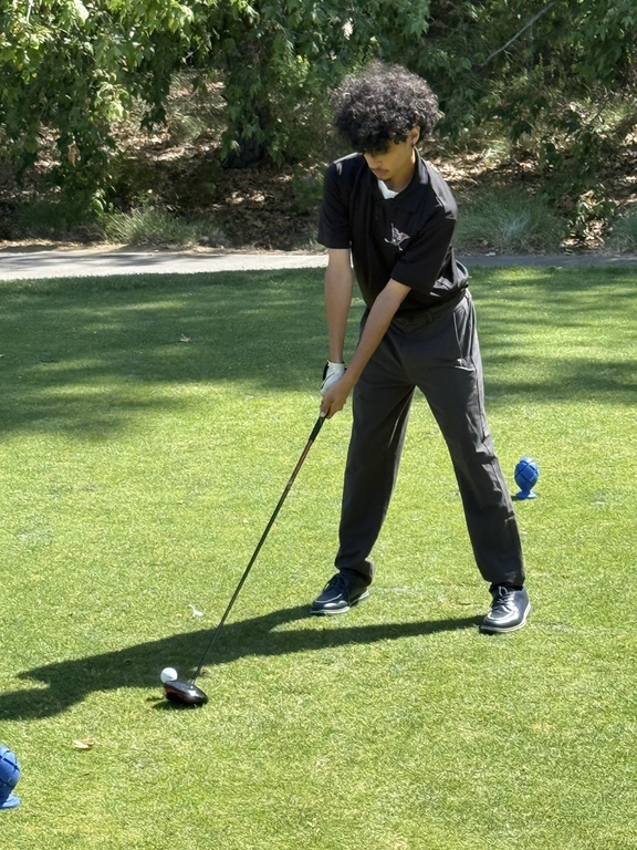 Fabian one the first tee