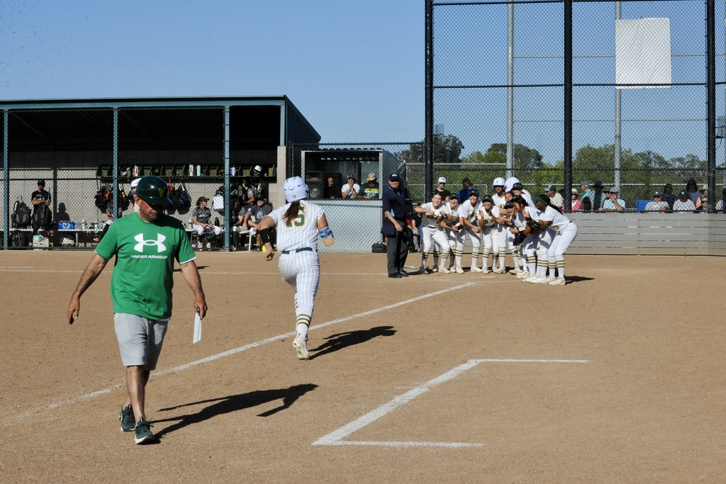 THE WELCOME AT THE  PLATE.
