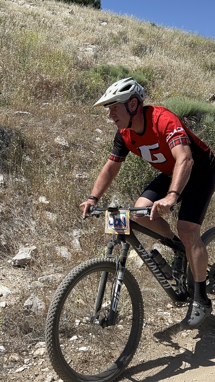 Coach Jonathan racing the Coaches race at Tehachapi!