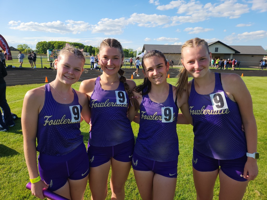 Honor Roll Update....Girls 4x800m Relay about to hit the track.
