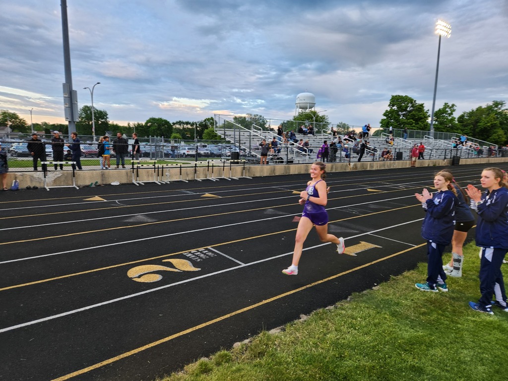 Honor Roll Update...Last Gladiator on the track. Maria Beach in the 800m!
