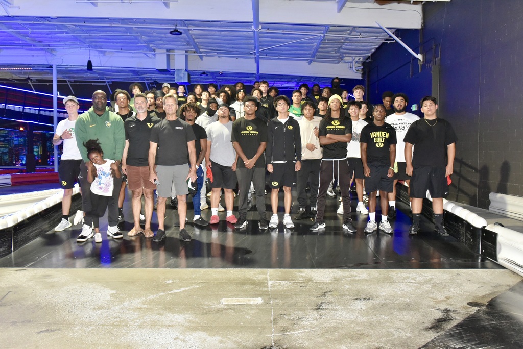 VANDEN VIKINGS OPENING SEASON 2025 & 2026 AT NITRO CITY , THANK YOU DARREN JONUTZ THE OWNER NITRO CITY , FOR INVITING THE VANDEN VIKINGS FOOTBALL TEAM TO YOUR ESTABLISHMENT . DARREN IS ALSO A HIGH COACH. !!!!!!!