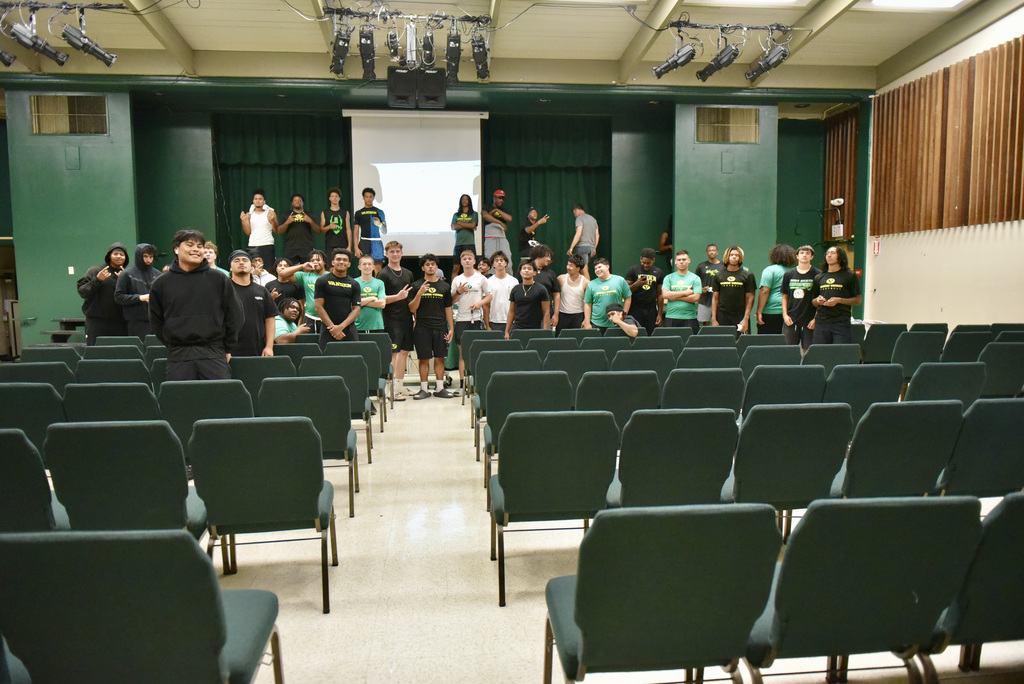 VANDEN " CALL A THON" VIKINGS FOOTBALL TEAM