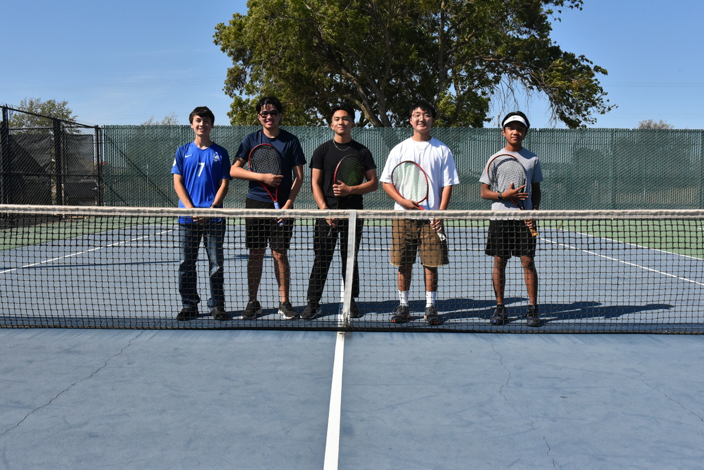 VANDEN  VIKINGS VARSITY TENNIS TEAM