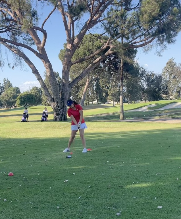 Teeing off on hole eight at Los Amigos!