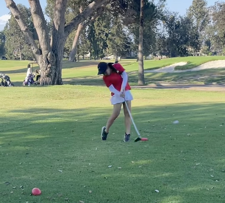 Teeing off on hole eight at Los Amigos!