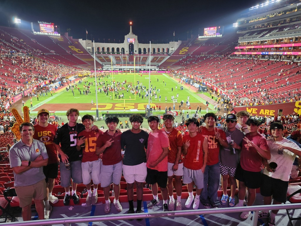 Coach Terry and the Boys ! USC with the W 
#fighton