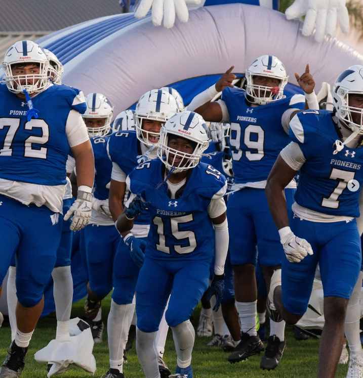 Western Varsity Football vs. La Mirada