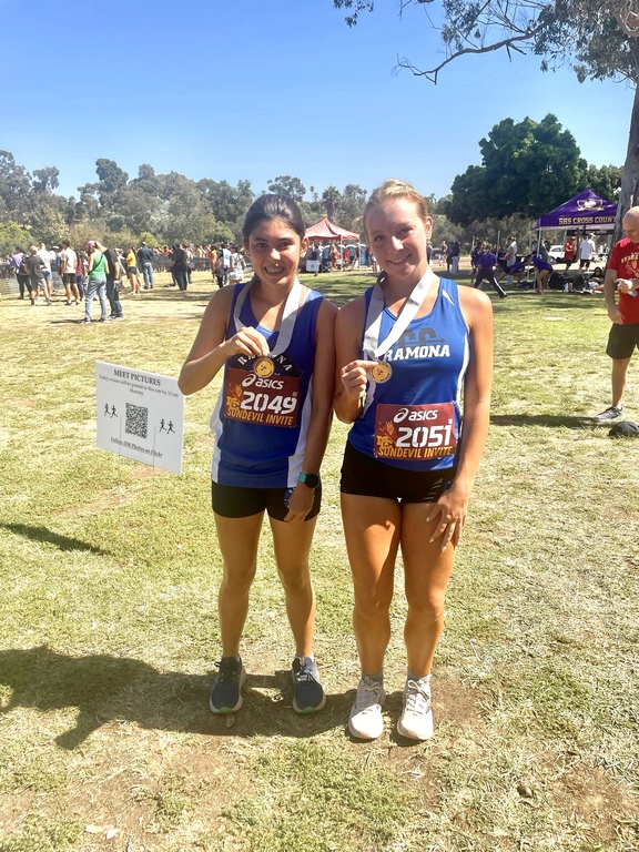 Congrats to everyone who earned a medal at the Sundevil Invite:
Girls Sr Invite: McKenzie and Keira
Boys Sr Invite:  George
Boys Sophmore:  Asher and Kayden 
Girls Freshman: Charlee and Mia  
Boys Freshman: Pedro