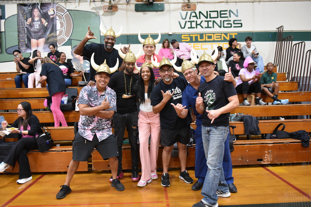 VANDEN VIKINGS PARENTS SUPPORTING THEIR TEAM AT THE GAME.